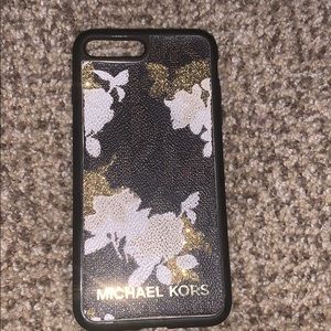 Michael Kors Case
